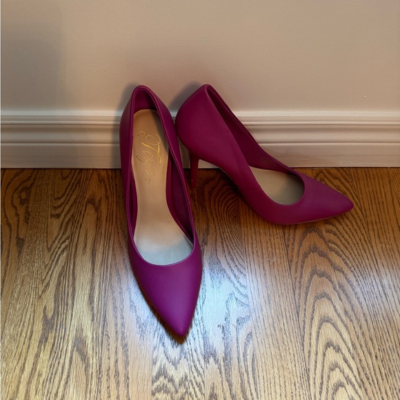 Fergalicious Magenta High Heel Pumps with Pointed Toe - Picture 11 of 13